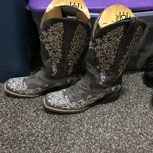 Corral cowboy boots